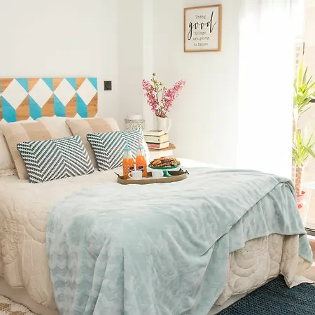 C80 - Rustic Chic Downtown شقة *