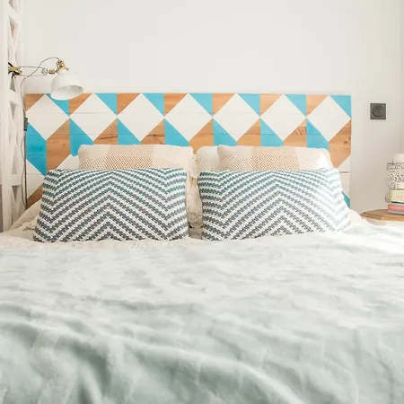 C80 - Rustic Chic Downtown Apartment