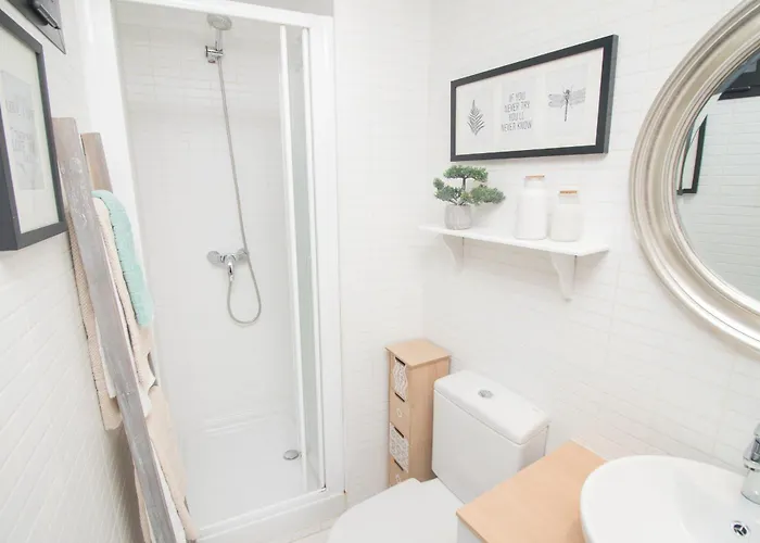 Apartment C80 - Rustic Chic Downtown *